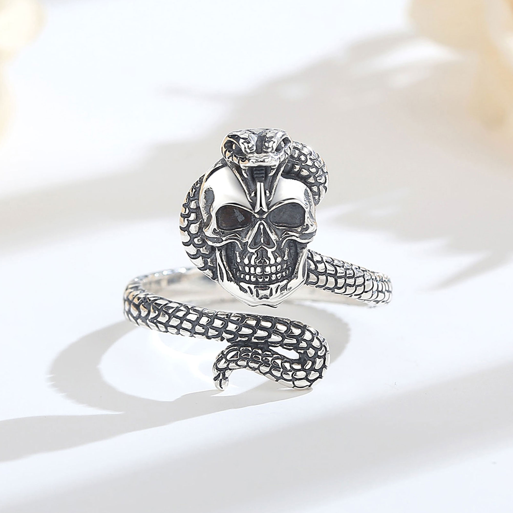 Eudora 925 Sterling Silver Sna - đánh giá và giá Gothic Skull Ring