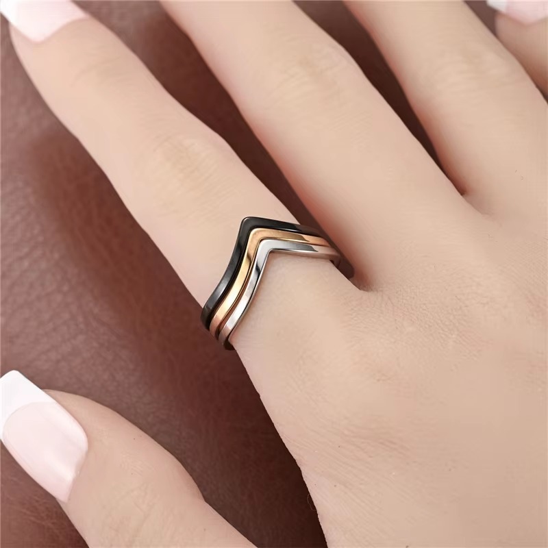 Minimalist Irregular Chevron V - đánh giá và giá Minimalist Ring Stackable