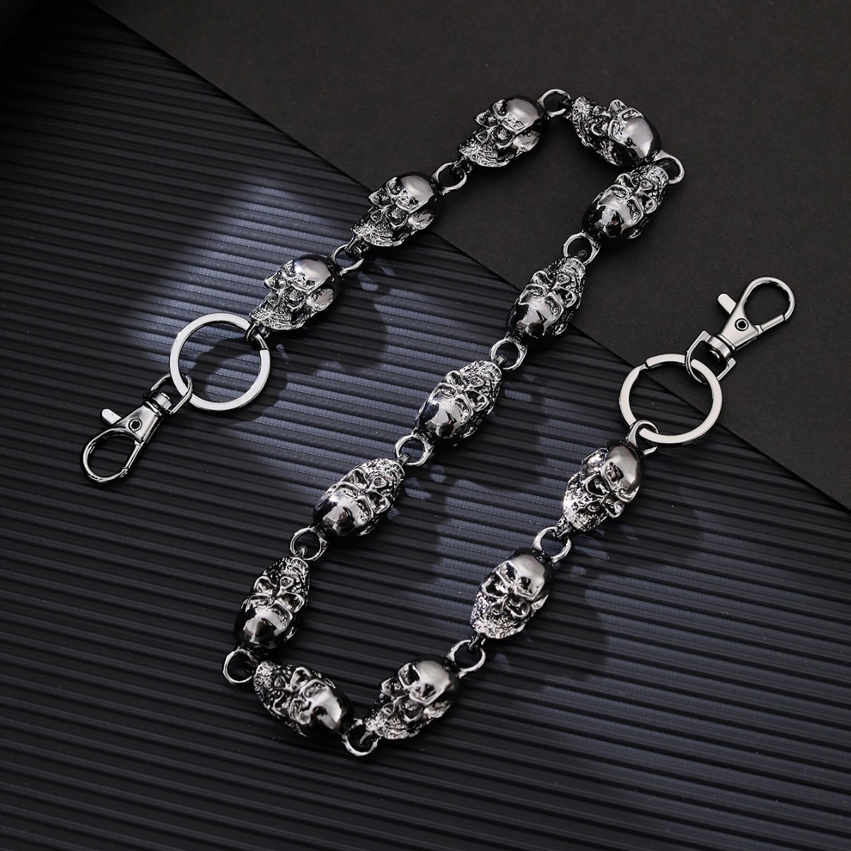 Skull Keychain Wallet Chain, P - đánh giá và giá Gothic Skull Ring